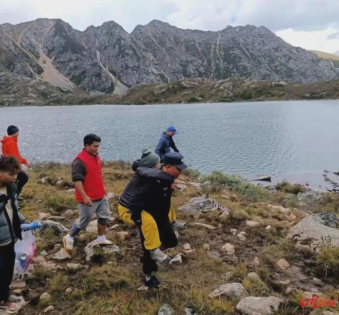 亲：她哭着要吃饭……此前“有成植物人的可能”不朽情缘app高反失温女孩昏迷19天后苏醒父(图3)